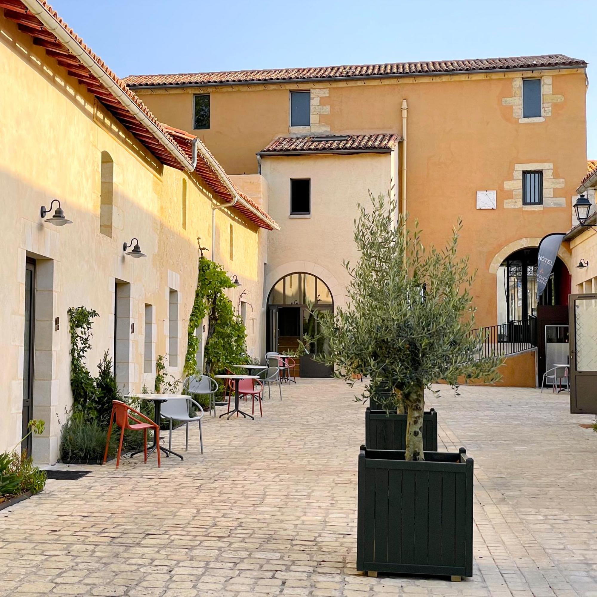 Hotel Aux Ducs De Sienne Montagne  Zewnętrze zdjęcie